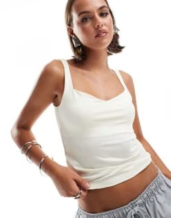 Mango Ribbed Sweetheart Vest In White For Women