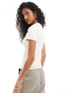 Mango Button Detail Knitted T-shirt In White For Women -Mango Sales 207101881 4