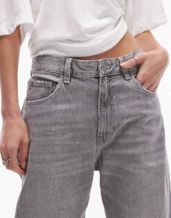 Mango Mid Rise Straight Leg Jeans In Light Grey Wash For Women 10 Mango Mid Rise Straight Leg Jeans In Light Grey Wash For Women -Mango Sales 207104066 5