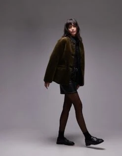 Mango Contrast Detail Collarless Shearling Jacket In Dark Green For Women -Mango Sales 207283643 1 green 1