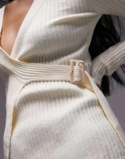 Mango Wrap Square Buckle Cardigan In White For Women -Mango Sales 207285277 3