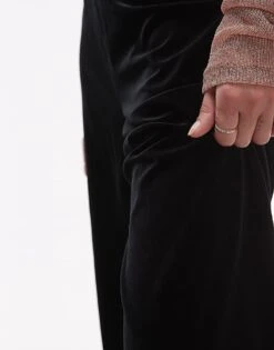 Mango Wide Leg Velvet High Waist Trousers In Black For Women -Mango Sales 207287798 4