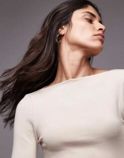 Mango Polyamide Boat Neck Long Sleeve Top In Light Grey For Women -Mango Sales 207988987 3