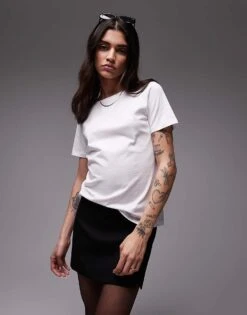Mango Round Neck T-shirt In White For Women